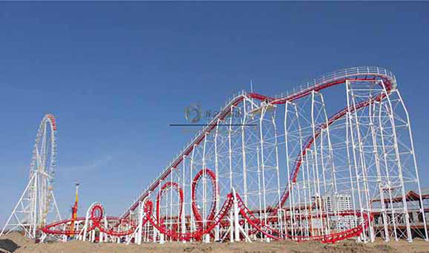 游樂(lè)設(shè)備瘋狂過(guò)山車