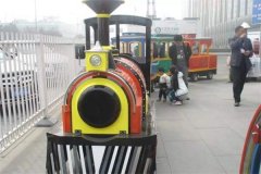 啟動無軌小火車前的注意事項！