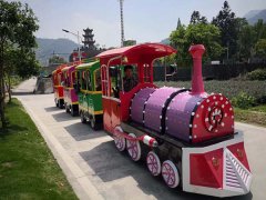 室內(nèi)兒童樂園的運(yùn)營(yíng)存在什么注意事項(xiàng)？